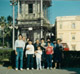 1989 - GRUPPO DI PARENTI DURANTE UNA GITA A POMPEI