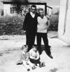 1964 - PIO BUCCIERI, ROSARIO CERRONE E I PICCOLI CARMELA E LEONARDO CERRONE